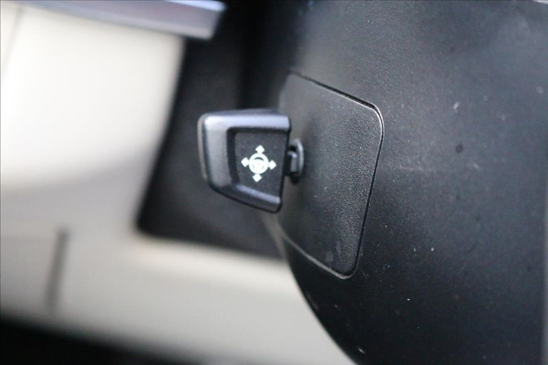 BMW X5 2,0 xDrive25d,ČR, 1. Majitel - fotka 19 z 59