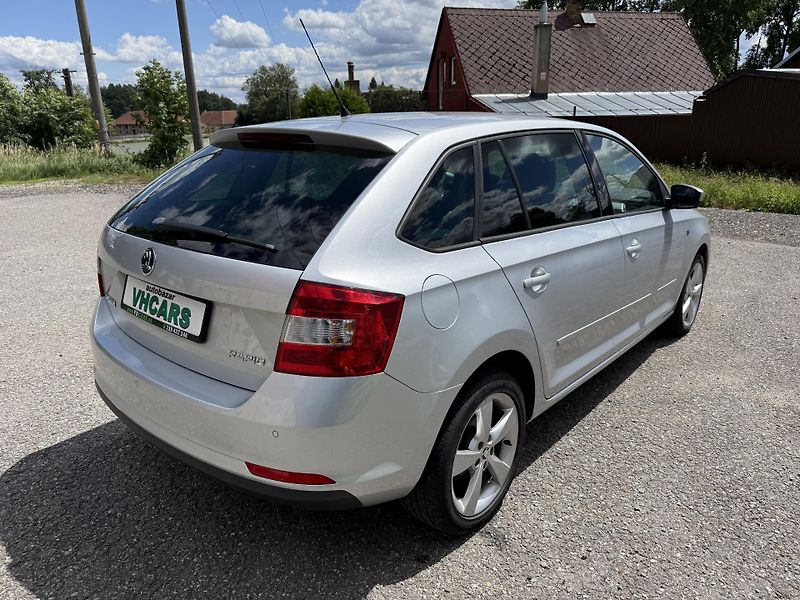 Škoda Rapid 1,6TDI Aut. klimatizace - fotka 4 z 20