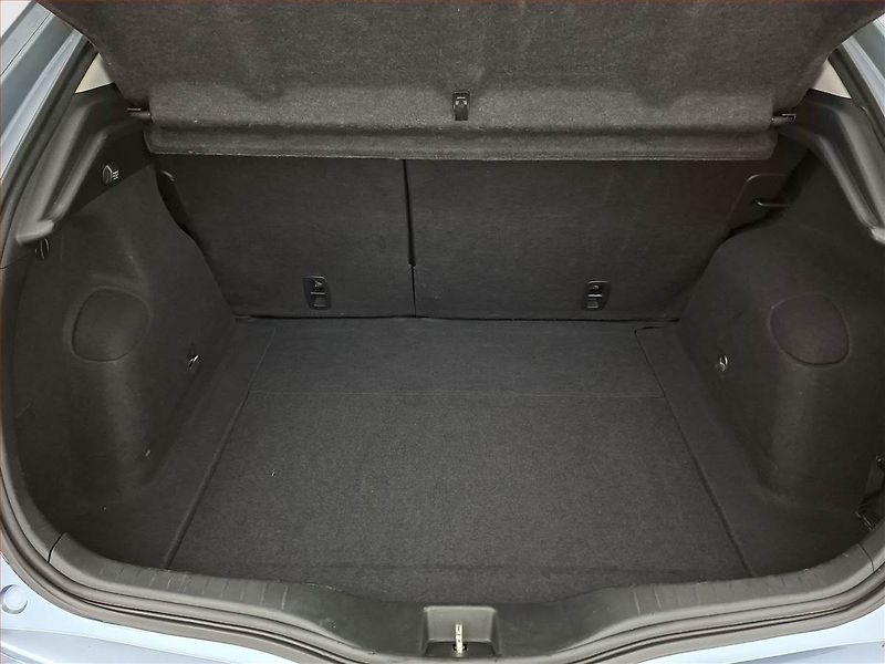 Honda Civic (2008) 1.4 i-DSI, po STK - fotka 13 z 22