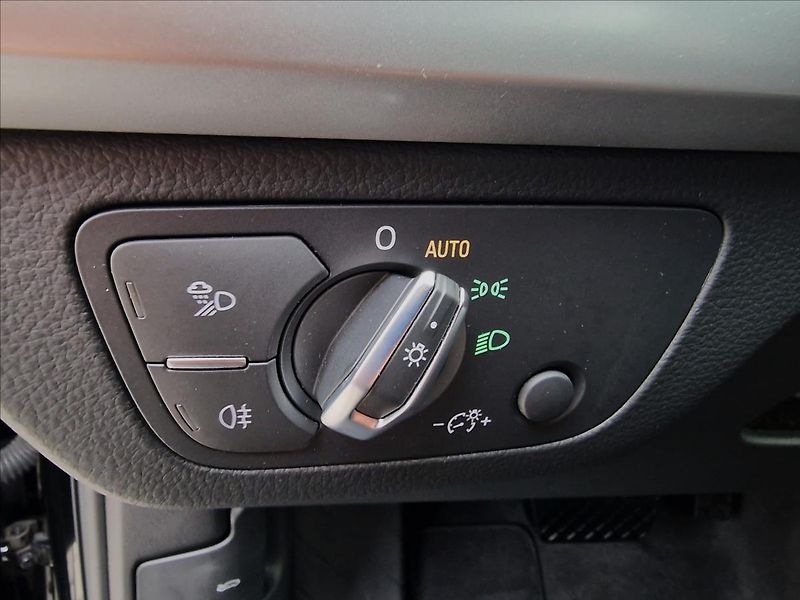 Audi Q5 40 TDI Quattro S Tronic,1.Maj - fotka 38 z 50