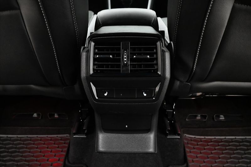 Škoda Kodiaq 2,0 TDI 147KW DSG 4x4 SportLIN - fotka 22 z 33