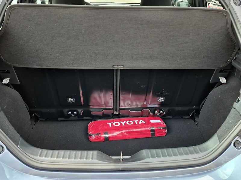 Toyota Ostatní 1,0 VVT-i Comfort - fotka 20 z 21