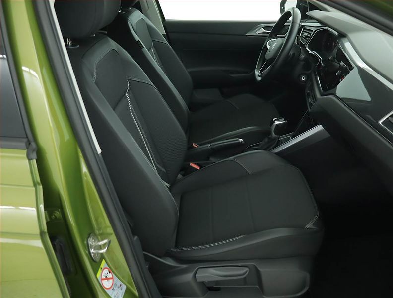 Volkswagen Taigo (2022) Style 1.0 TSI - fotka 9 z 15