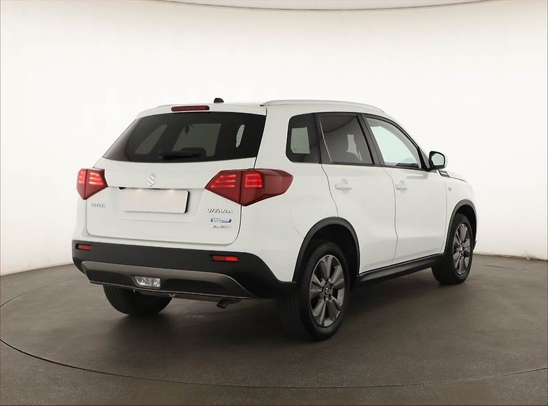 Suzuki Vitara (2020) 1.4 BoosterJet - fotka 5 z 20