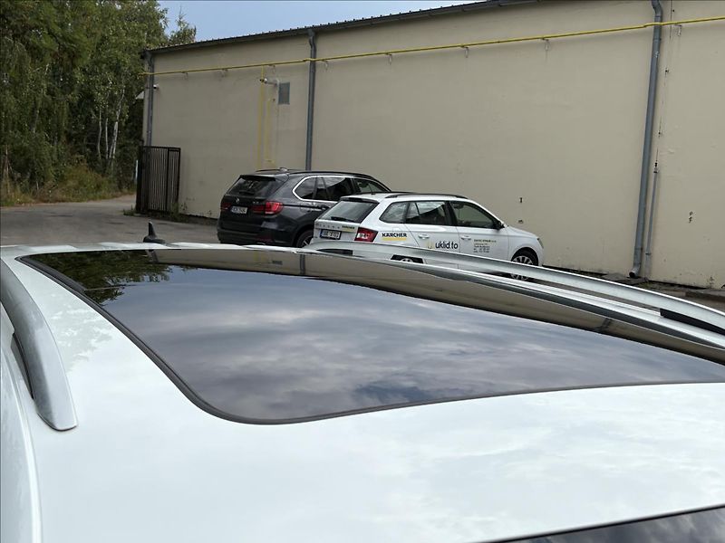 Volkswagen Tiguan Allspace 2,0 TDi140kW,4M,Pano,Led,Highl - fotka 27 z 48