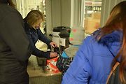 Světla, koledy a obří stroje. Rozsvícení vánočního kombajnu zahájilo advent v Jičíně