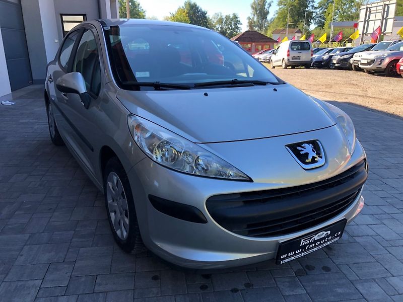 Peugeot 207 (2008) 1.4 Klima - fotka 4 z 22
