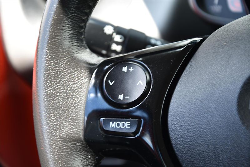 Toyota Aygo 1.0 VVT-i 51kW X-PLAY - fotka 15 z 24