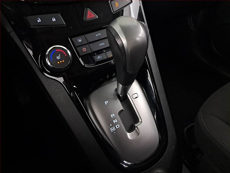 Chevrolet Orlando (2014) 1.8i, LPG, Automat, 7 míst - fotka 13 z 21