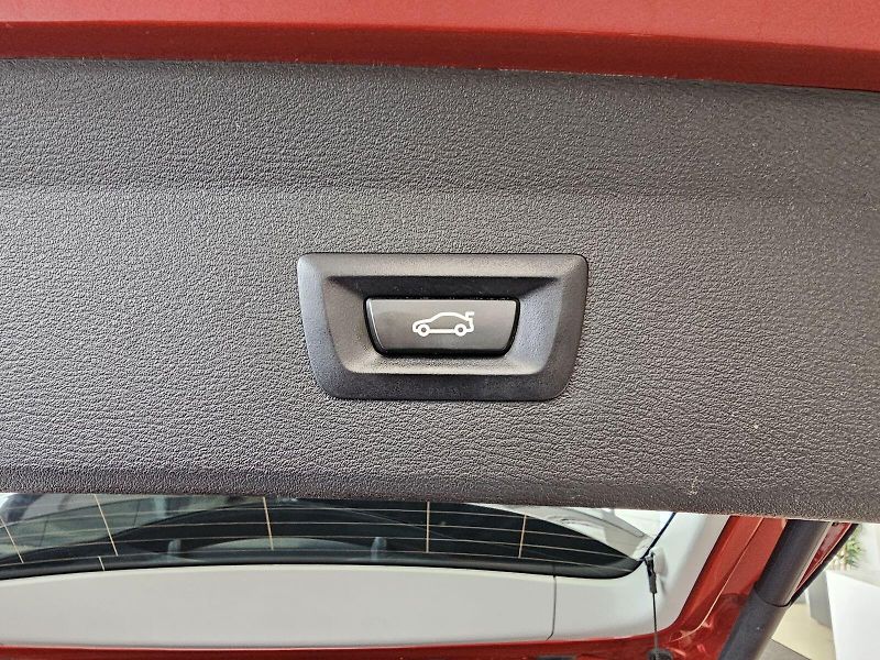 BMW X1 xDrive18d - fotka 9 z 28