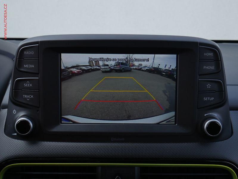 Hyundai Kona (2018) 1.0T-GDi, 1.maj,ČR, Navigace - fotka 20 z 25