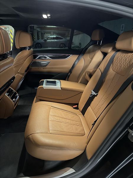 BMW Řada 7 (2019) - fotka 8 z 11