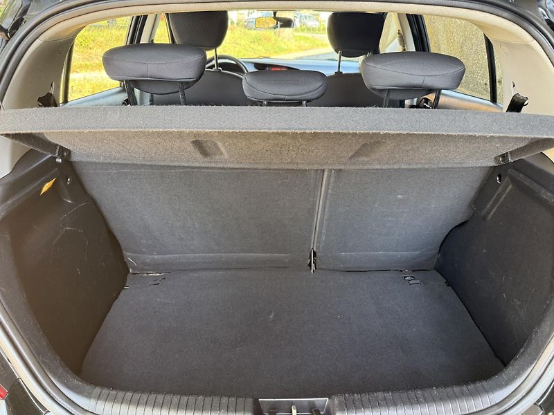 Hyundai i20 1,4CRDI  - fotka 7 z 18