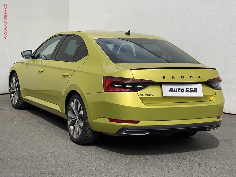 Škoda Superb (2020) 2.0 TDi, ČR, DSG, navi, LED - fotka 6 z 22