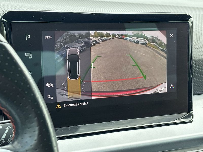 Seat Arona (2022) 1.5 TSI DSG FR - fotka 12 z 29