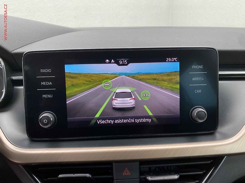 Škoda Scala (2022) 1.5 TSi, 1.maj,ČR, Style - fotka 19 z 19