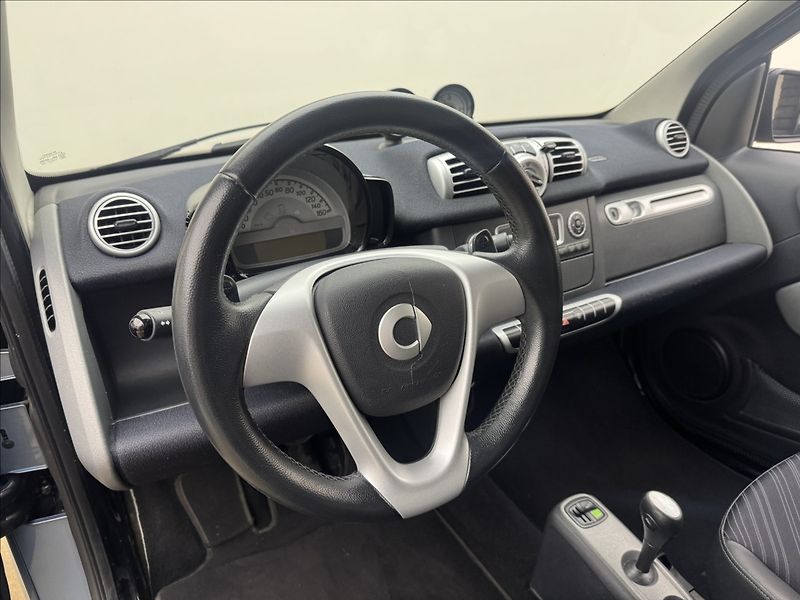 Smart Fortwo 1,0 AUTOMAT DPH NOVÁ STK ČR - fotka 7 z 28