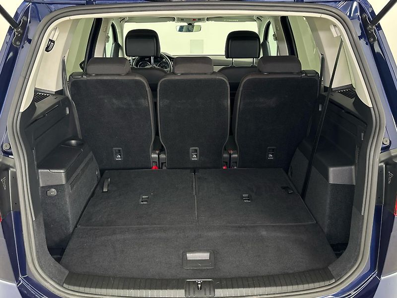Volkswagen Touran Maraton Edition DSG - fotka 10 z 30
