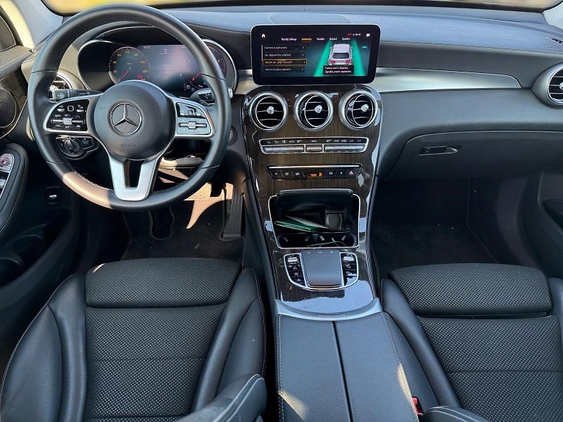 Mercedes-Benz GLC (2022) 200 145kW 4MATIC CZ DPH - fotka 9 z 11