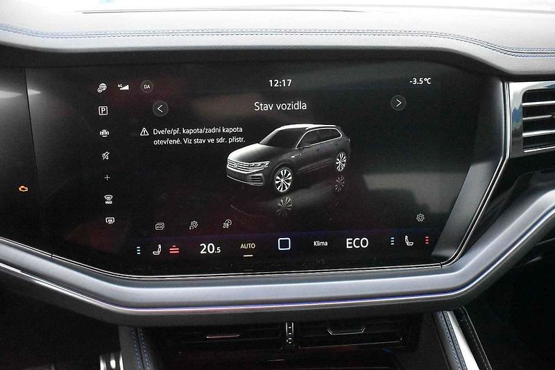 Touareg přímo touží po jízdě v obtížných podmínkách