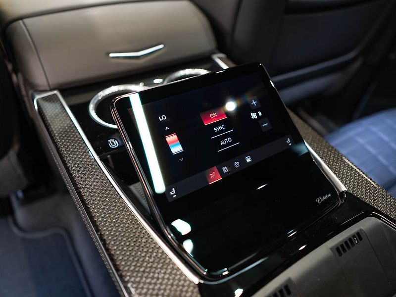 Cadillac Escalade (2025) 6.2 V Supercharged 682 HP 2025 - fotka 40 z 46