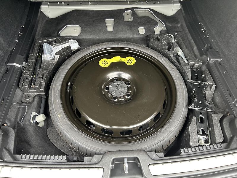 Volvo V60 2.0  B4 4x4 Cross Country PRO - fotka 25 z 25