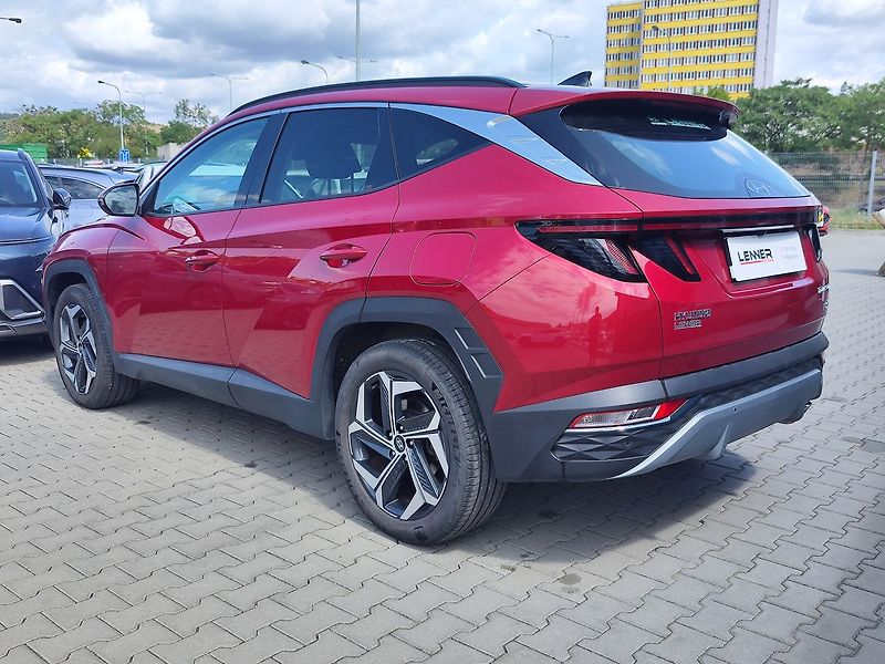Hyundai Tucson 1.6T-GDI/195kW Smart 4x4 PHEV - fotka 7 z 32
