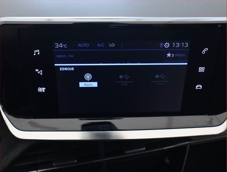 Peugeot 208 (2020) 1.2 PureTech, Automat, Kůže - fotka 20 z 20