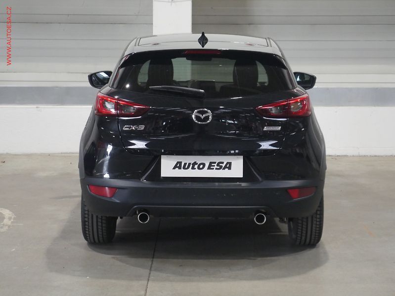 Mazda CX-3 (2016) 1.5D, LED, AC, tempo - fotka 5 z 17