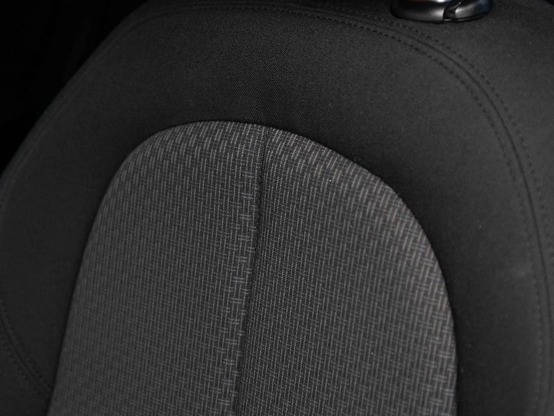 BMW X1 sDrive 18i - fotka 20 z 22