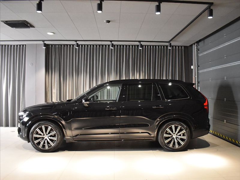 Volvo XC90 2,0 T8 AWD Ultra B&W,Vzduch, - fotka 2 z 35