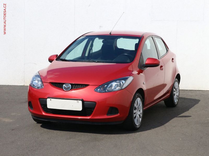 Mazda 2 (2009) 1.4i - fotka 3 z 3
