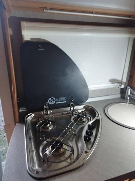 Weinsberg CaraCompact (2018) Edition Pepper  - fotka 11 z 12