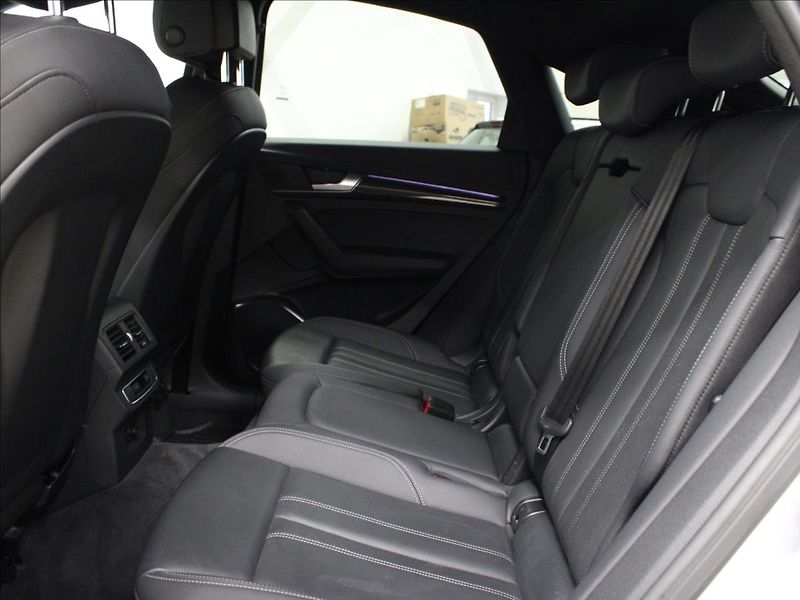 Audi SQ5 3,0 TDI S-line FULL 1.maj. CZ - fotka 14 z 35