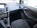 Ford Focus (2018) 1.0 EcoBoost, Tempomat - náhled 8