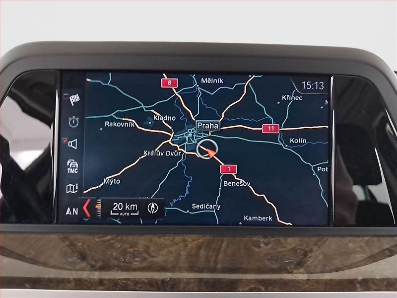 BMW X3 (2018) Luxury line xDrive20d - fotka 13 z 18
