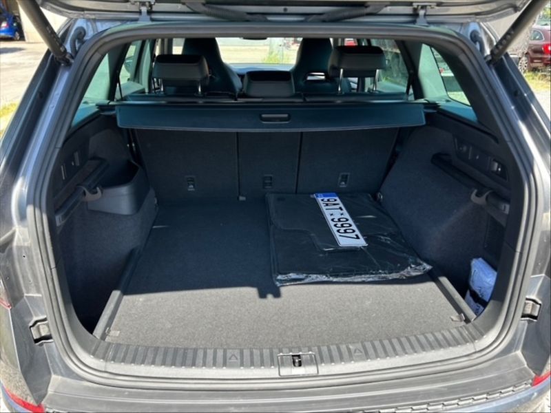 Škoda Kodiaq 2,0 TDI Sportline 4x4 DSG - fotka 6 z 11