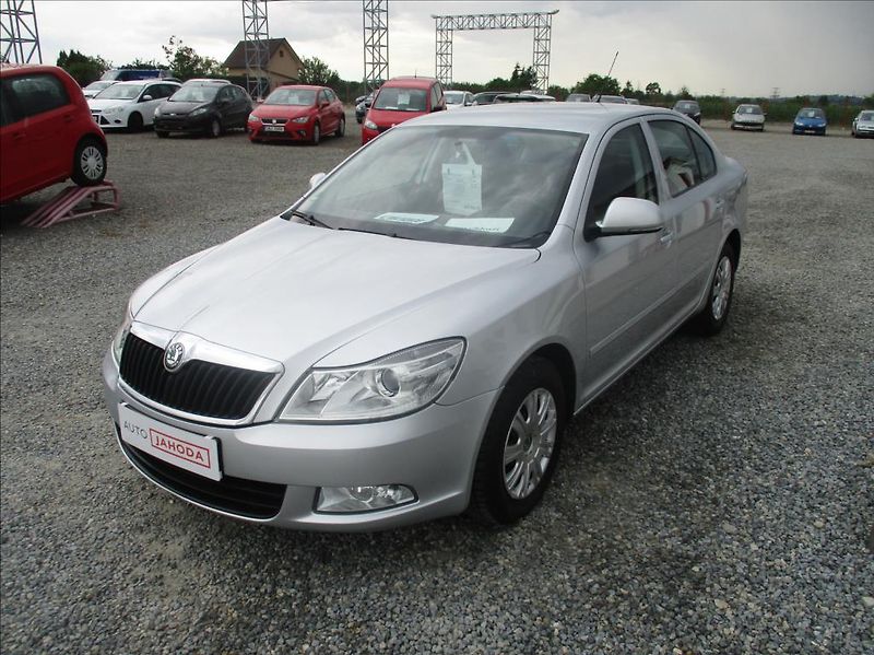Škoda Octavia 1,4 TSI, klima, serv. kniha, - fotka 3 z 32