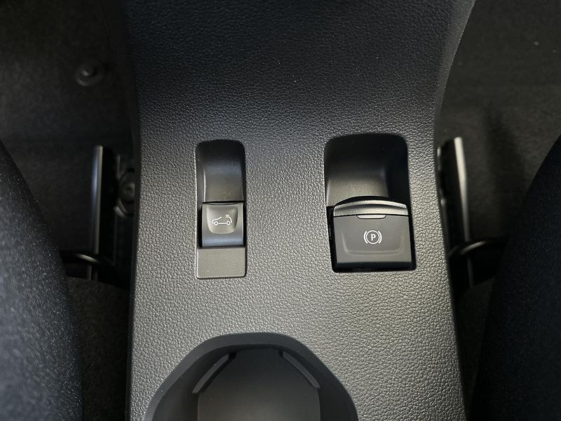 Dacia Sandero (2026) STEPWAY HYBRID 155 - ŘÍJEN - fotka 11 z 14