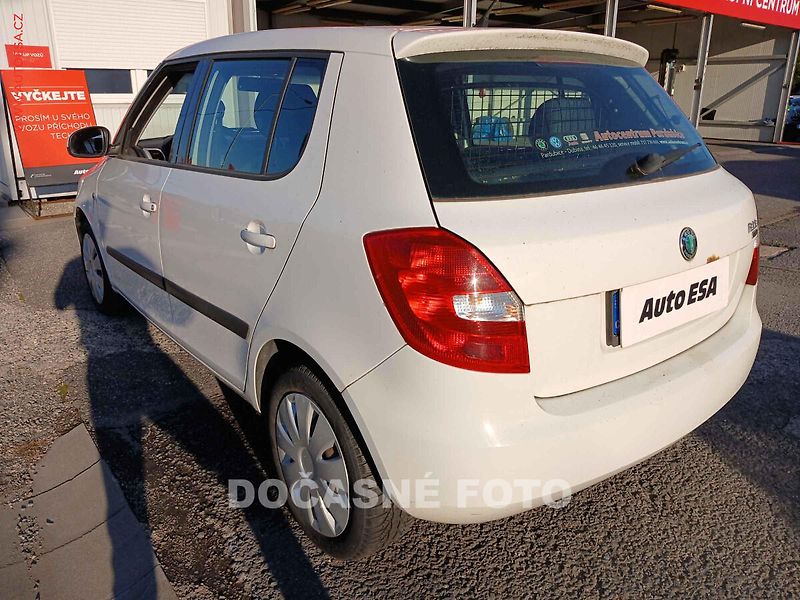Škoda Fabia (2008) 1.2 i, 2.maj,ČR, tažné - fotka 2 z 3