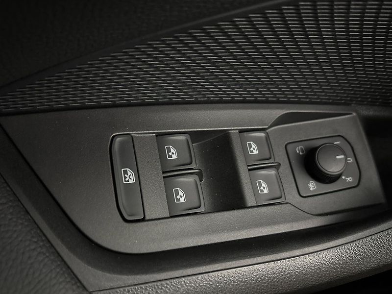 Škoda Octavia Selection - fotka 21 z 29