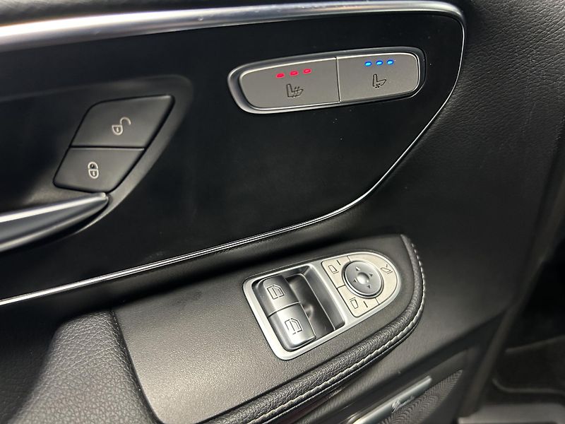 Mercedes-Benz Třídy V (2021) 300d AMG L 4Matic LED 360° NAV - fotka 6 z 31