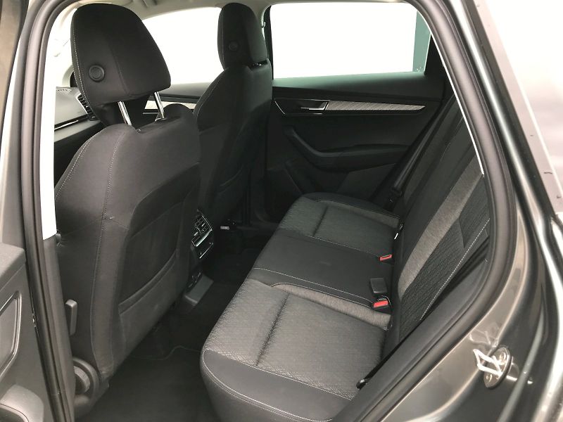 Škoda Karoq (2025) Top Selec 110/1.5 A7F - fotka 18 z 28