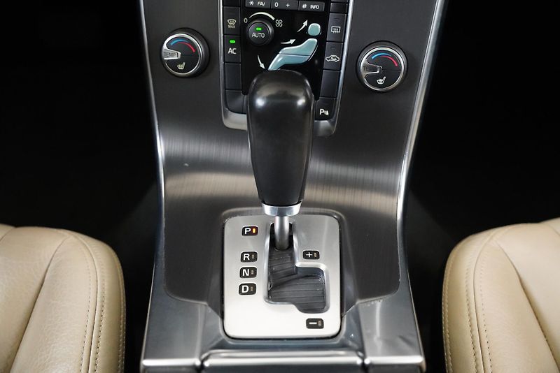 Volvo S60 - fotka 22 z 25