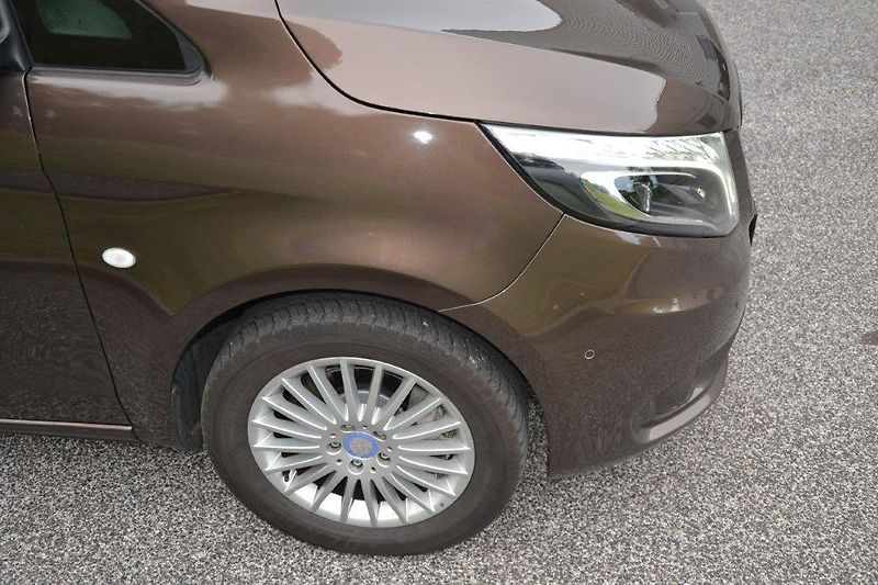 Mercedes-Benz Vito 116 CDi 7 míst, automat 7G  - fotka 11 z 41