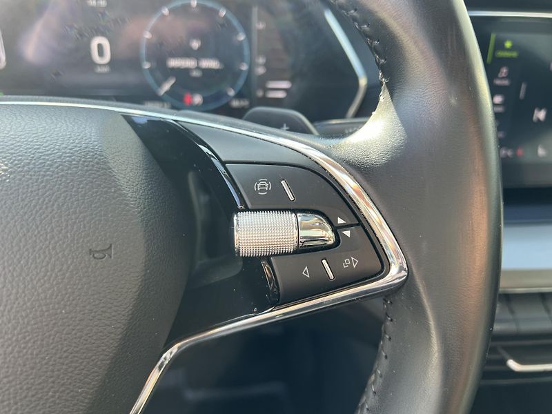 Škoda Octavia (2021) 2,0TDi 110kW AMBITION DSG 4x4 - fotka 17 z 41