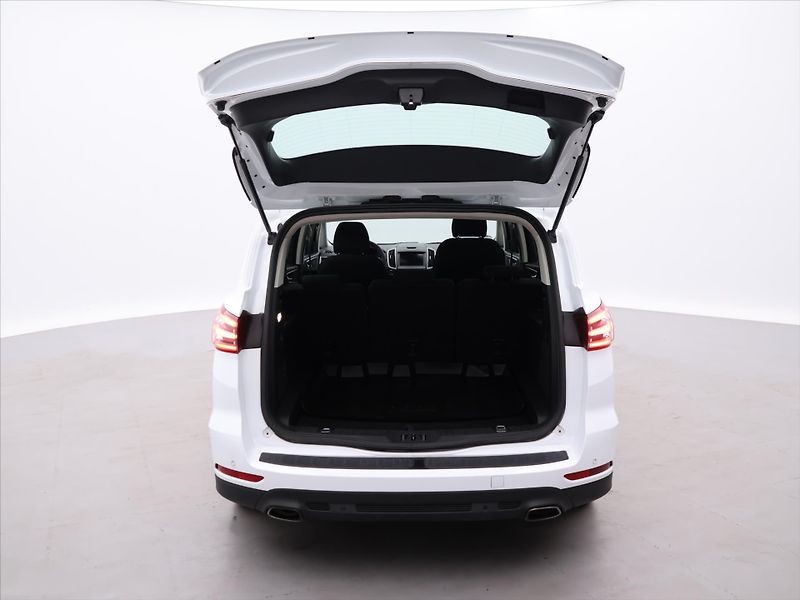 Ford S-MAX 2,0 TDCi 132kW Trend Klima - fotka 9 z 32
