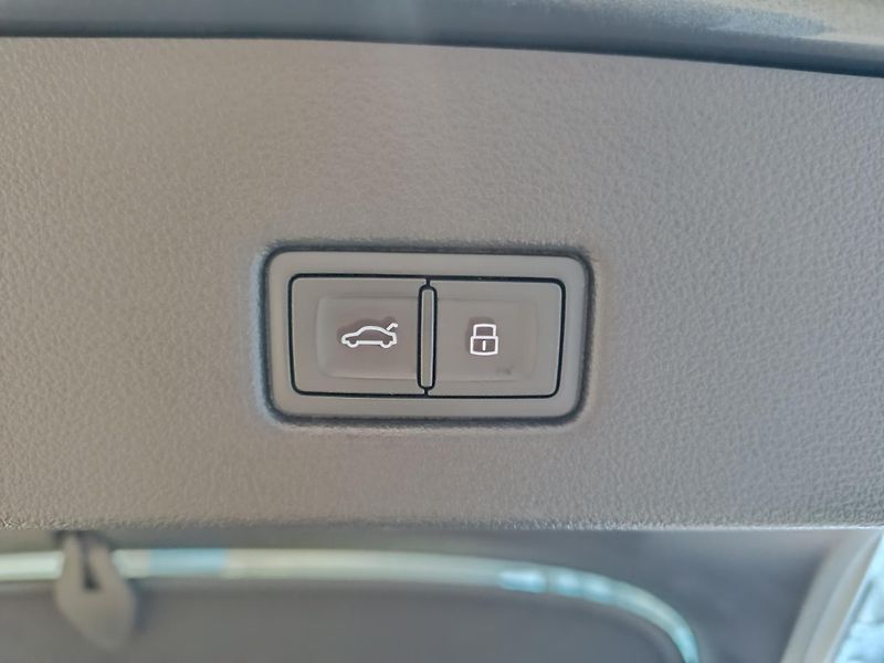 Audi A7 (2023) 3.0TDi 210kW S-line AT - fotka 22 z 27