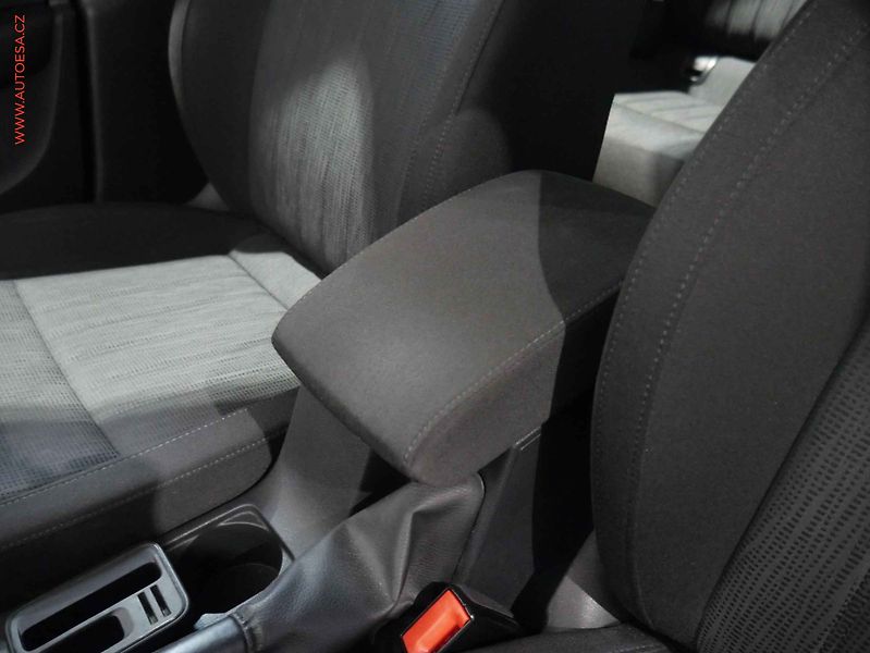 Škoda Octavia (2019) 2.0TDi, 1.maj,ČR, Style - fotka 21 z 23