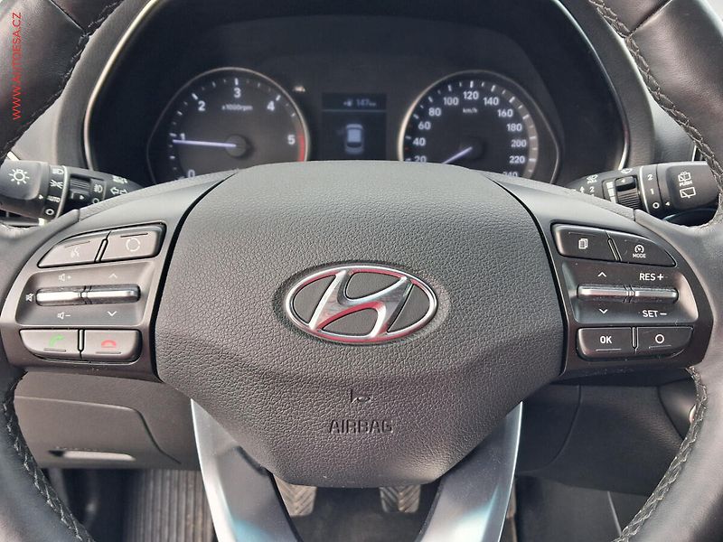 Hyundai i30 (2020) 1.6CRDi, ČR, LED, navi - fotka 21 z 23